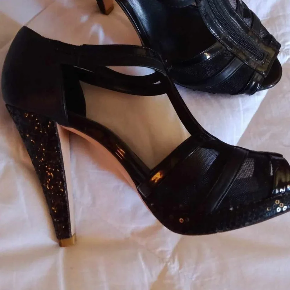 Shoes of Prey Deluxe Custom sequins zipper T-bar sexy black heels - Picture 6 of 7